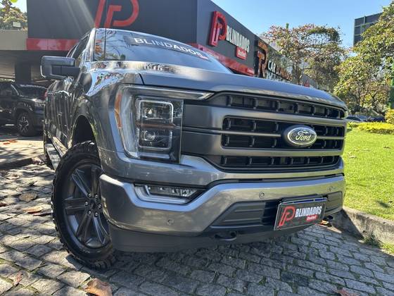 FORD F-150 5.0 V8 GASOLINA CD LARIAT FX4 AUTOMÁTICO